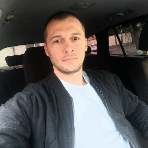 Роман Штейнерт