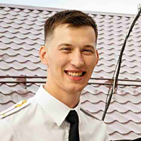 Олег Лисовинов