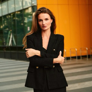 Юлия Попова