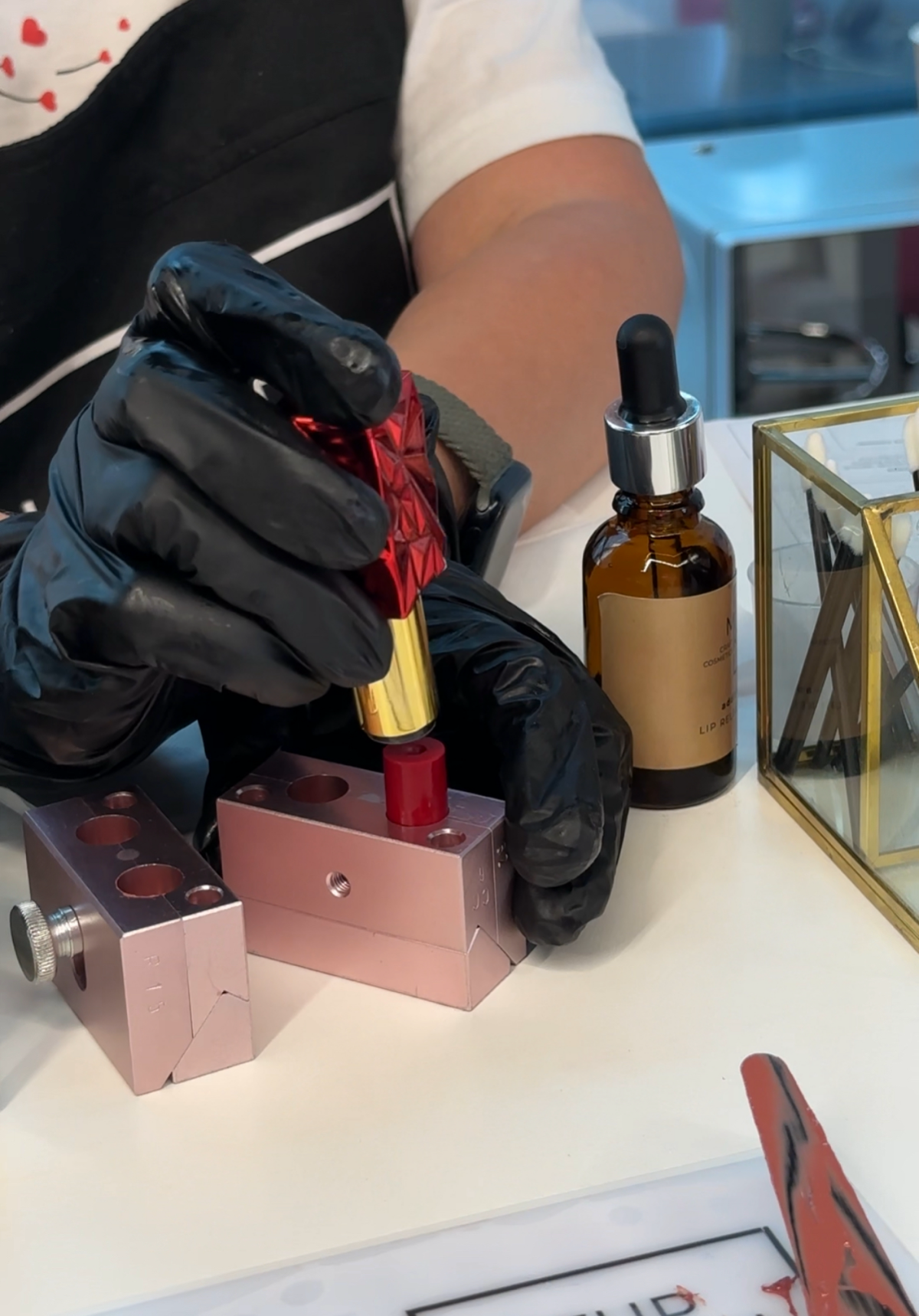 Помадные исследования (полезный пост о текстах)💄 | Сетка — социальная сеть от hh.ru
