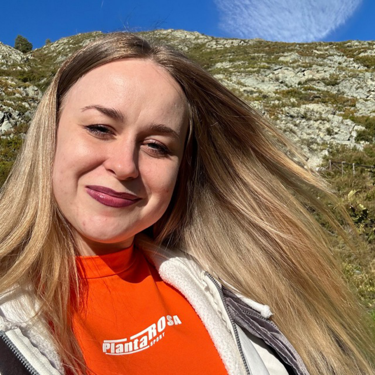 Яна Лаврова | Сетка — социальная сеть от hh.ru