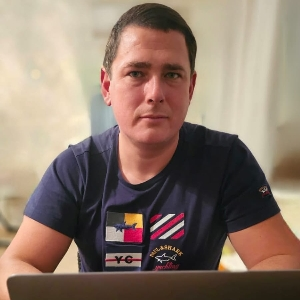 Дмитрий Костенко