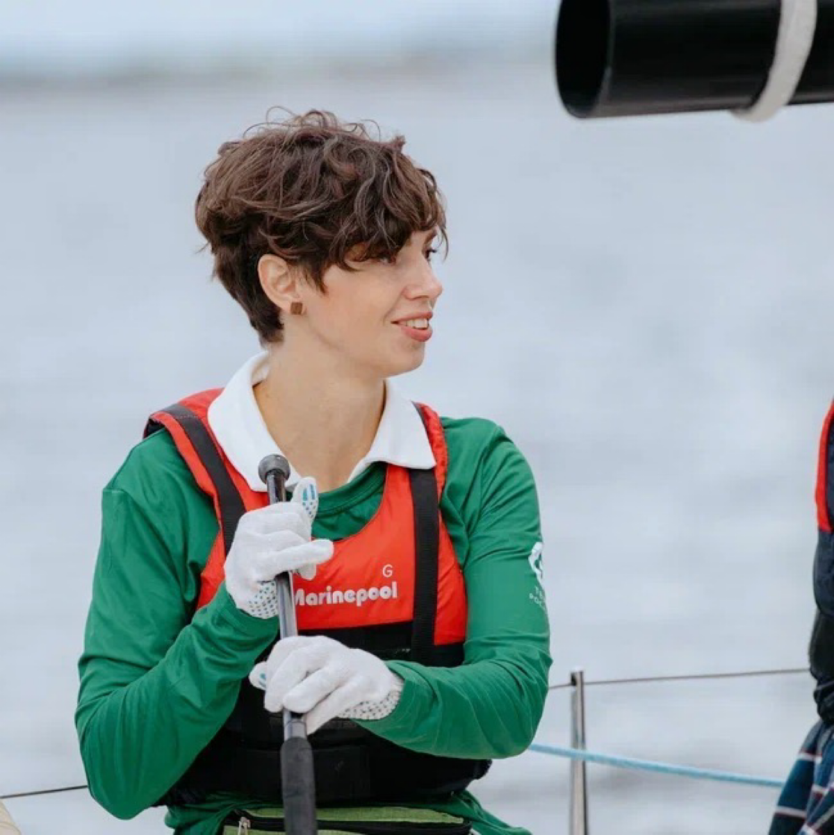 Гонка уже началась…
⠀
Мне тут довелось поучаствовать в регате.
(#HR и T&D на заметку: если нужно #командообразование для ТОПов, лучше активности не найти)
И сие весьма любопытственное занятие | Сетка — социальная сеть от hh.ru