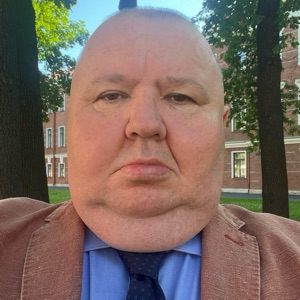 Эдуард Торяник