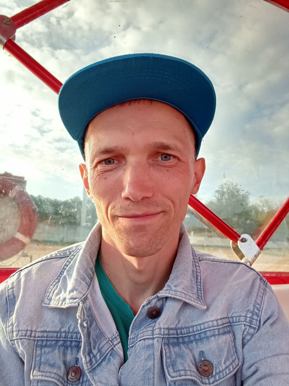 📃 По опыту знаю, что проще выложить негативный отзыв (и часто анонимно), чем поделиться положительными моментами. Поэтому одним хорошим отзывом сейчас будет больше:
✅ Отлично покатались | Сетка — социальная сеть от hh.ru