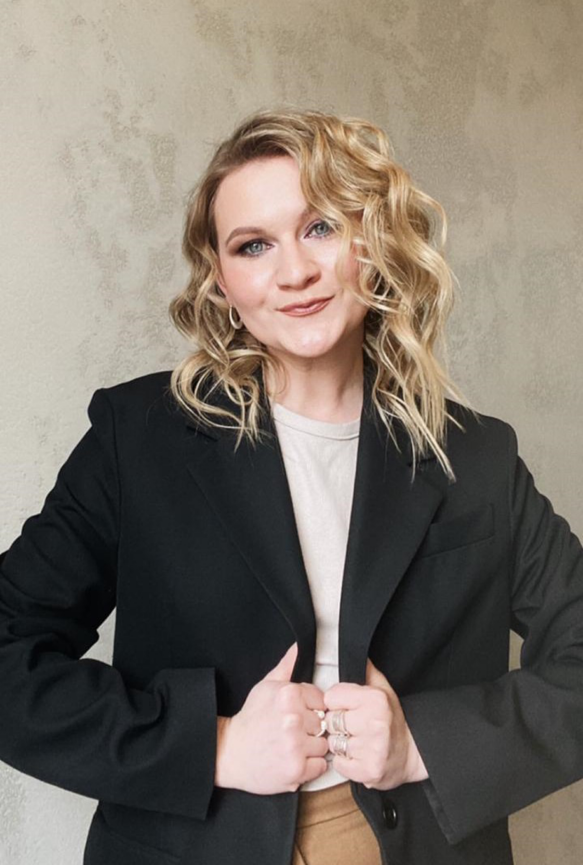 Александра Кухарева