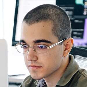 Артур Малумян | Сетка — социальная сеть от hh.ru