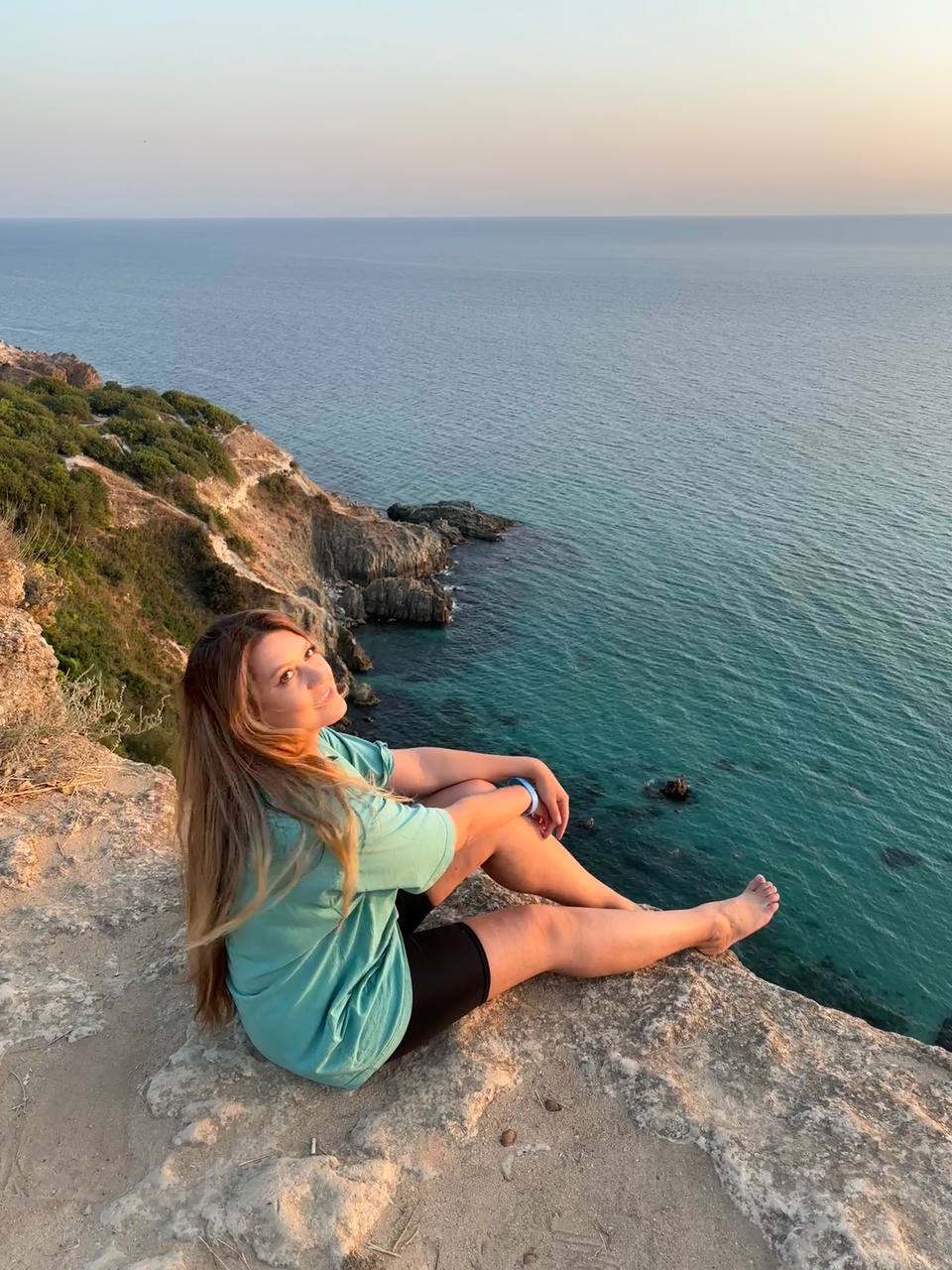 Севастополь, все хорошо. В городе спокойно 
Скрывать не буду, находиться сейчас в Крыму страшно | Сетка — социальная сеть от hh.ru