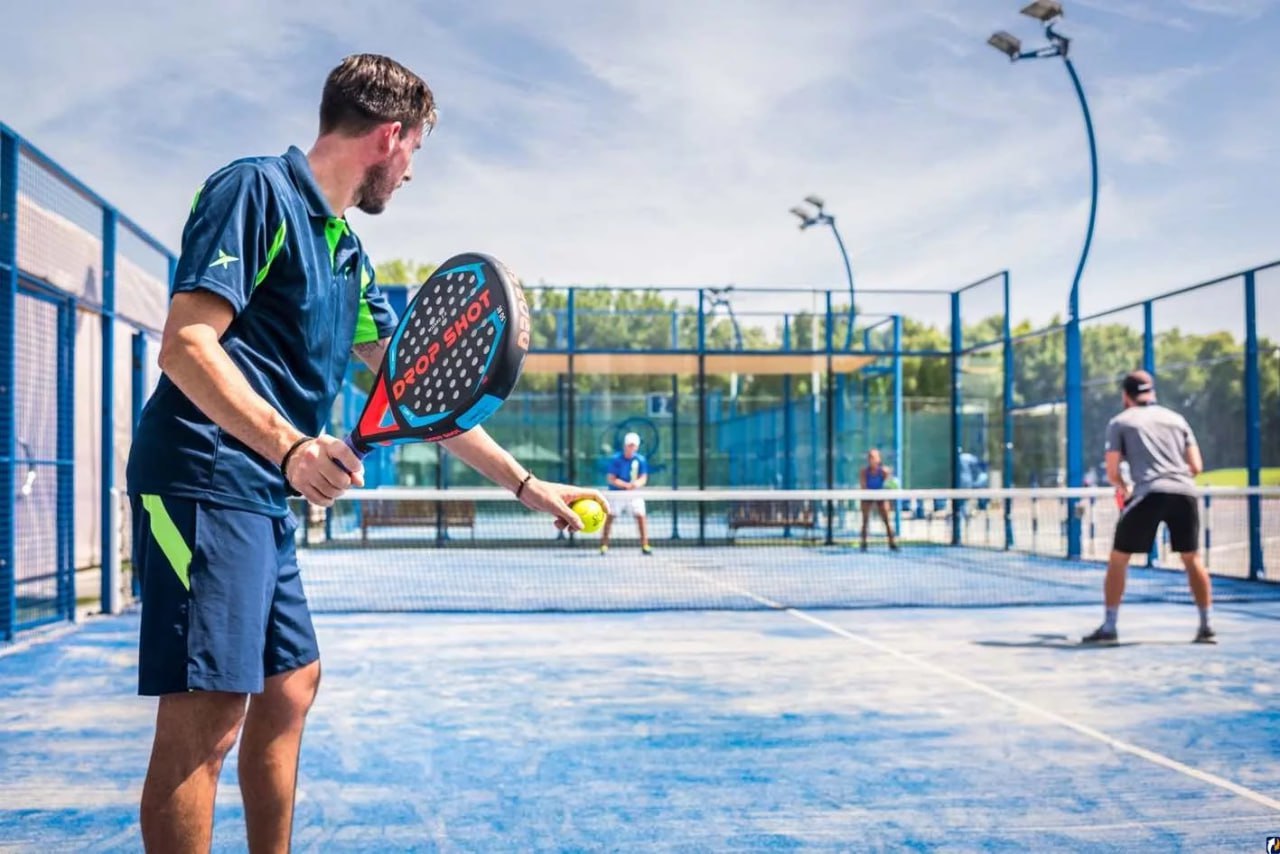 🏓 Спорт есть искусство
24 и 25 августа с 10:00 до 22:00
В программе:
🔸Тренировка с профессиональными тренерами от студии растяжки и фитнеса SMSTRETCHING
🔸Любительский турнир по кибер-баскетболу
🔸Турни... | Сетка — социальная сеть от hh.ru