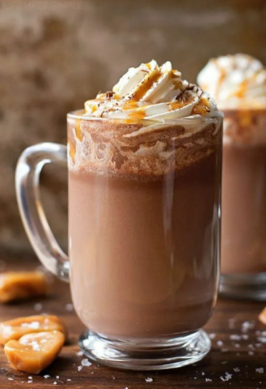 🍫 Шоколад, свежие пирожные и горячие напитки бесплатно
24 августа в 14:15-20:00
В рамках театрального фестиваля на Северном речном вокзале будут бесплатно раздавать шоколад, пирожные и горячие напитки... | Сетка — социальная сеть от hh.ru