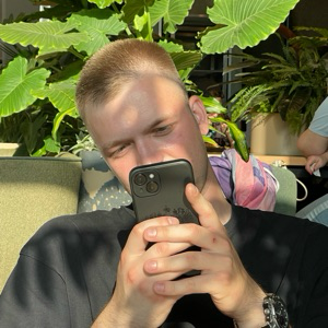 Даниил Петров