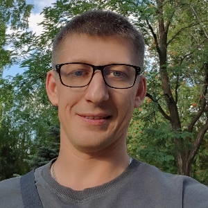 Роман Синев
