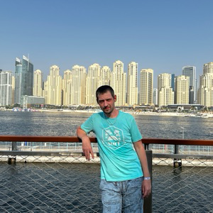 Виктор Баев