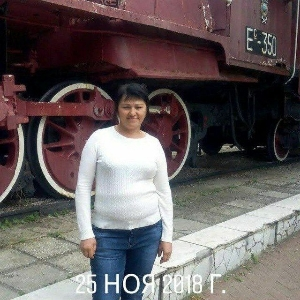 Гули Усмонова
