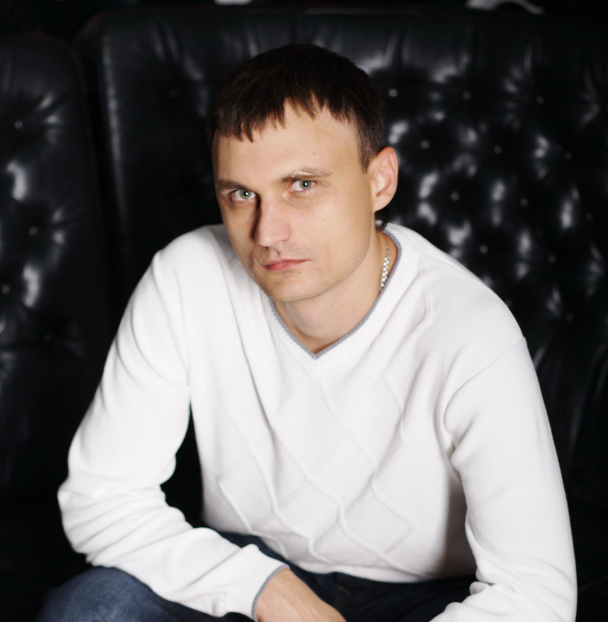 Денис Весенин