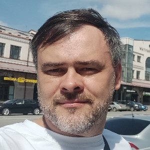 Артем Артюхов