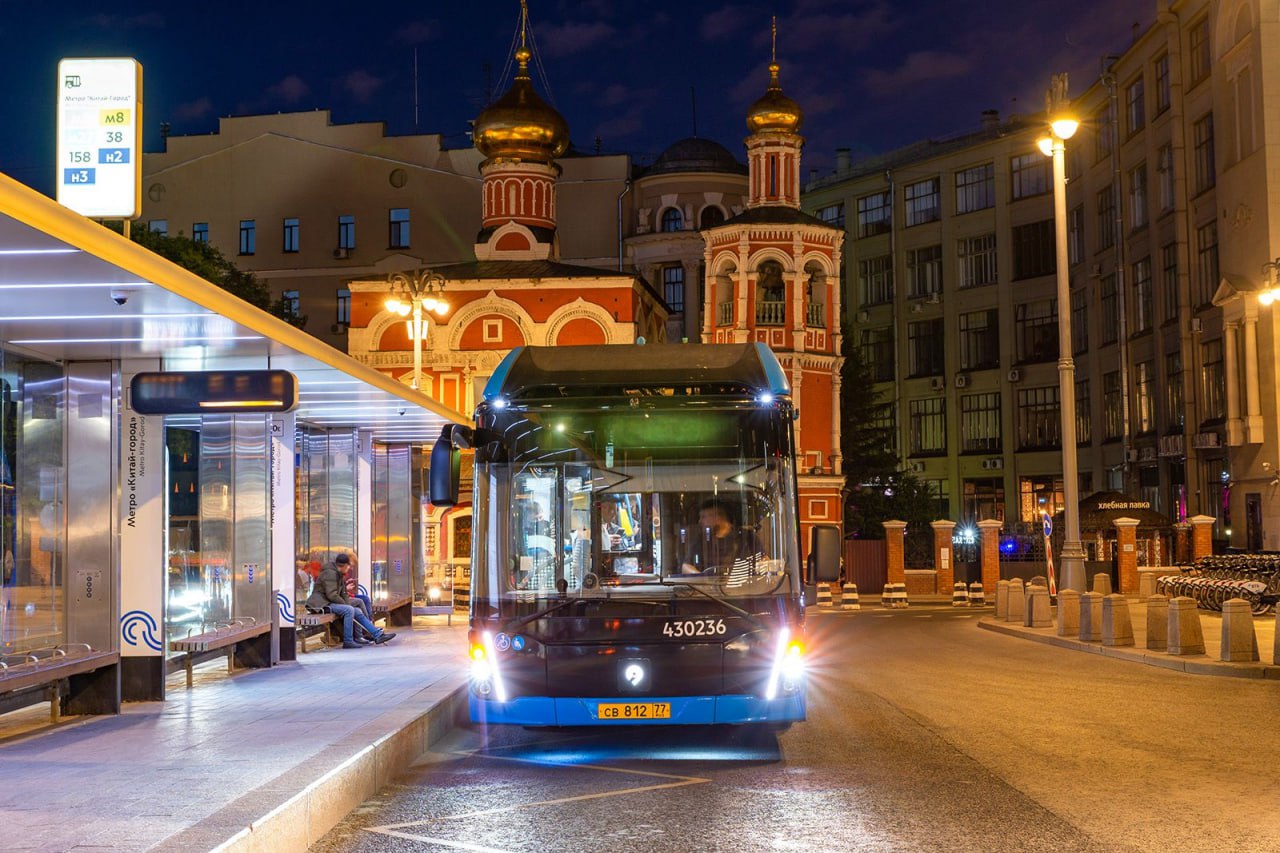 🚌 В Москве появятся два ночных маршрута
С 30 на 31 августа от станции метро «Китай-город» поедут первые автобусы: маршрут Н14 поедет до метро «Молодежная» в Кунцеве, а Н16 до проезда Карамзина в Ясене... | Сетка — социальная сеть от hh.ru