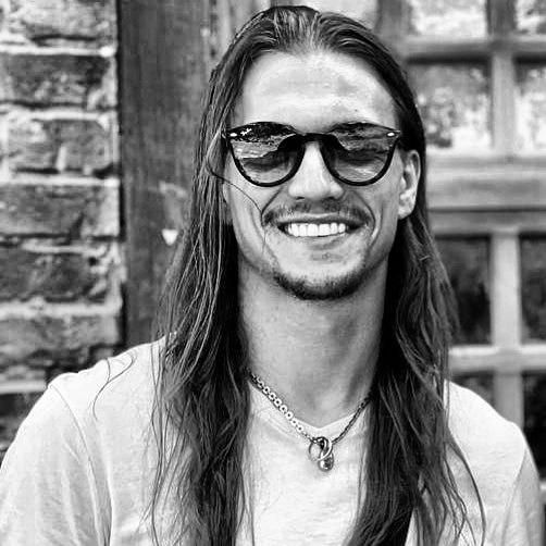 Евгений Мошков