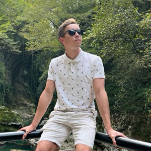 Андрюха Шахов | Сетка — социальная сеть от hh.ru