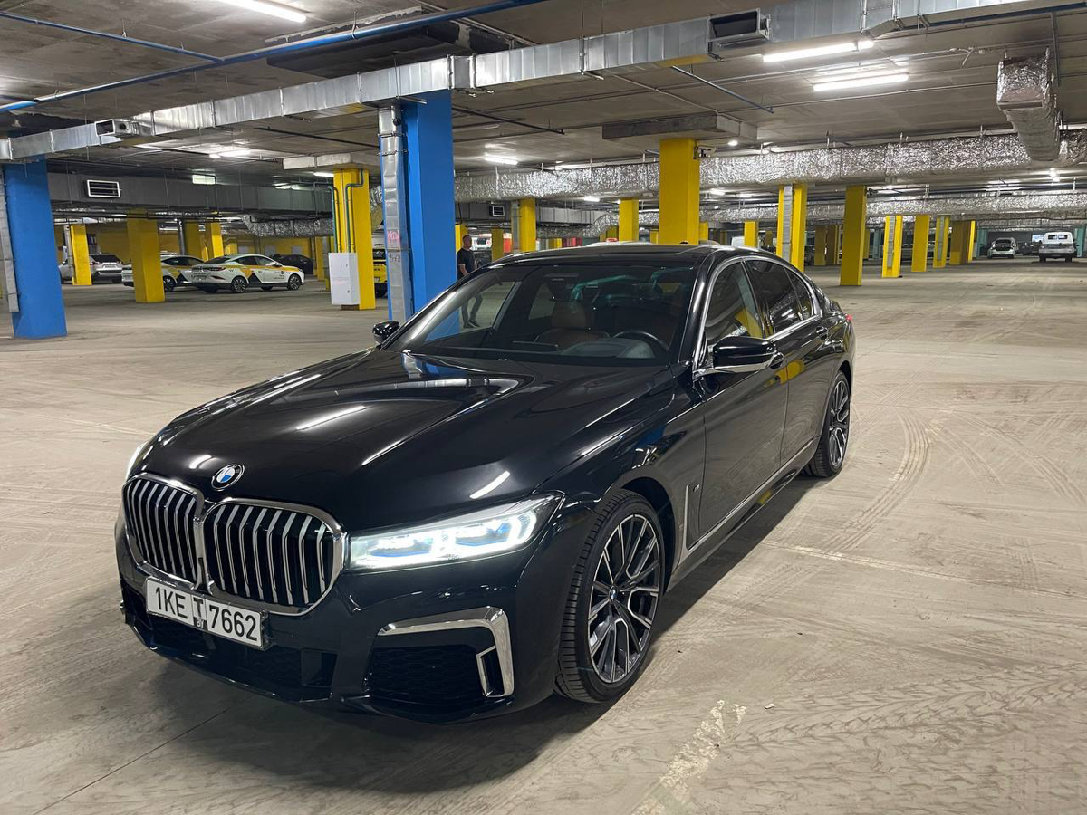 🚘 #BMW #740d XDrive M 🚘
👉Год-2020г
👉Пробег-53000км
🗣Цена с доставкой в Санкт-Петербург и оформлением документов 💥 8200000₽ 💥
🚀🚀🚀🚀🚀🚀 AMM-Place | Сетка — социальная сеть от hh.ru