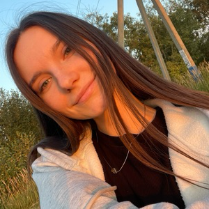 Алина Белоусова