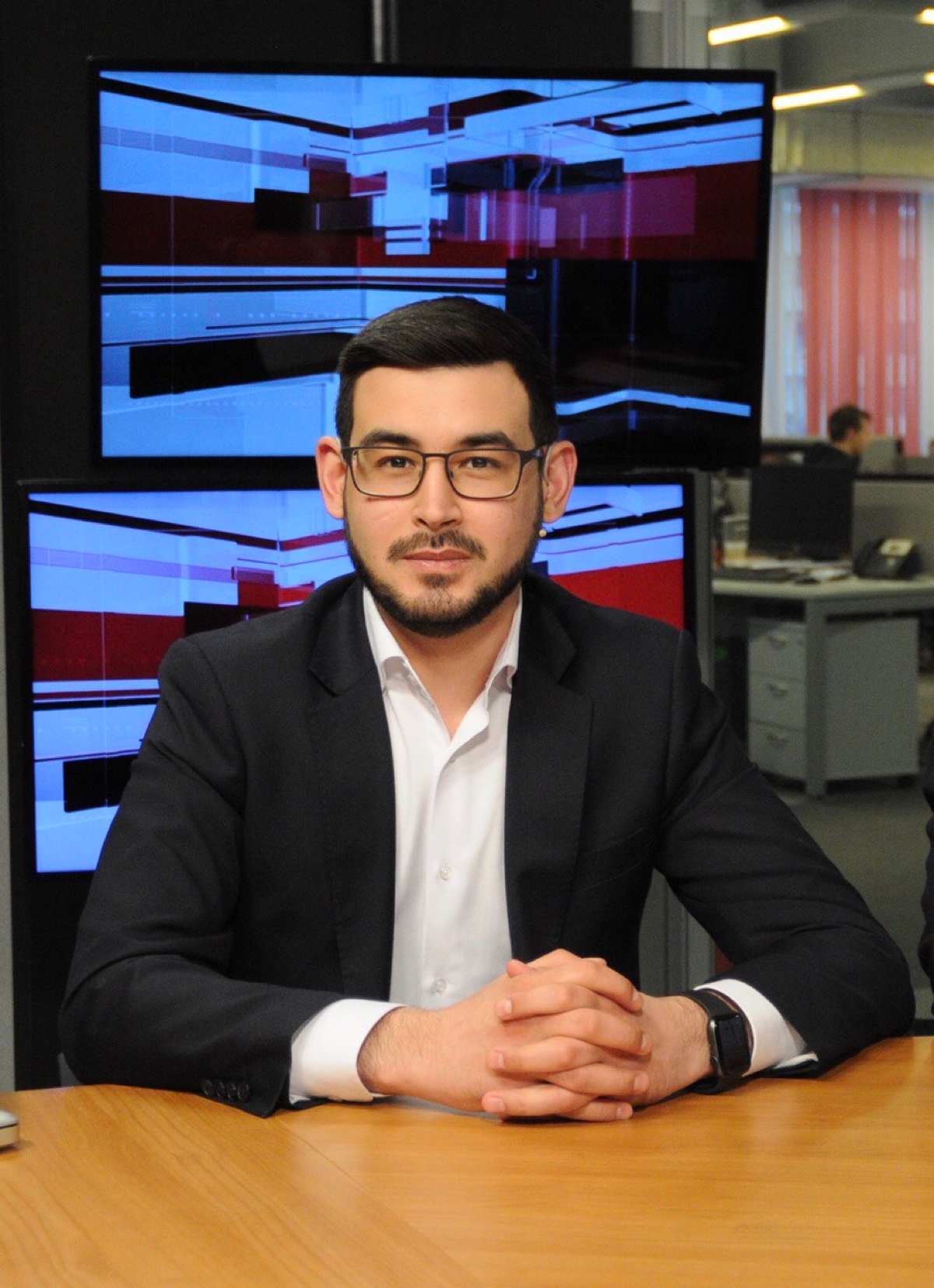 Тимур Мансуров