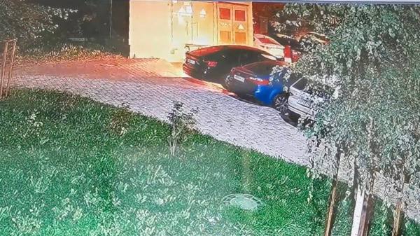 В ночь на воскресенье, 25 августа, в отдел полиции Красногвардейского района поступило несколько сообщений о возгорании автомобилей | Сетка — социальная сеть от hh.ru