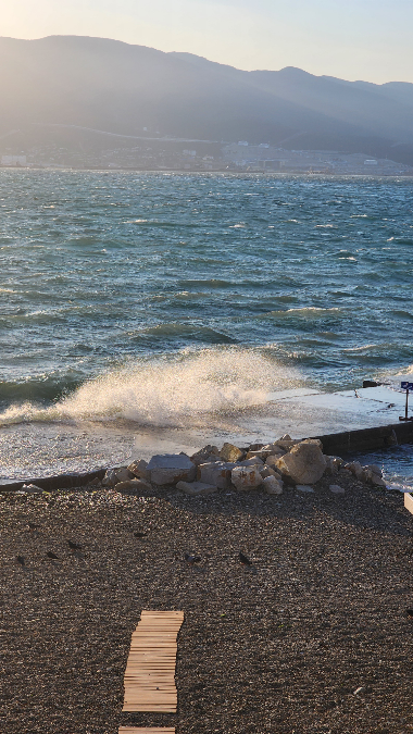 Заметила, что ты можешь быть сколько угодно осознанным/терапевтированным/взрослым/.. | Сетка — социальная сеть от hh.ru