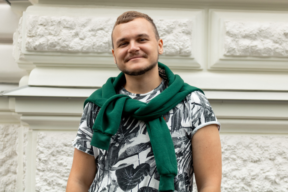 Михаил Хвостунов
