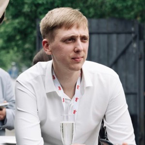 Павел Маслов