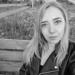 Людмила Мансурова