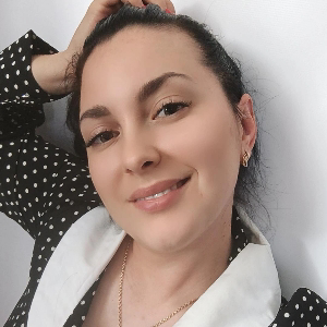 Анна Карнюшина