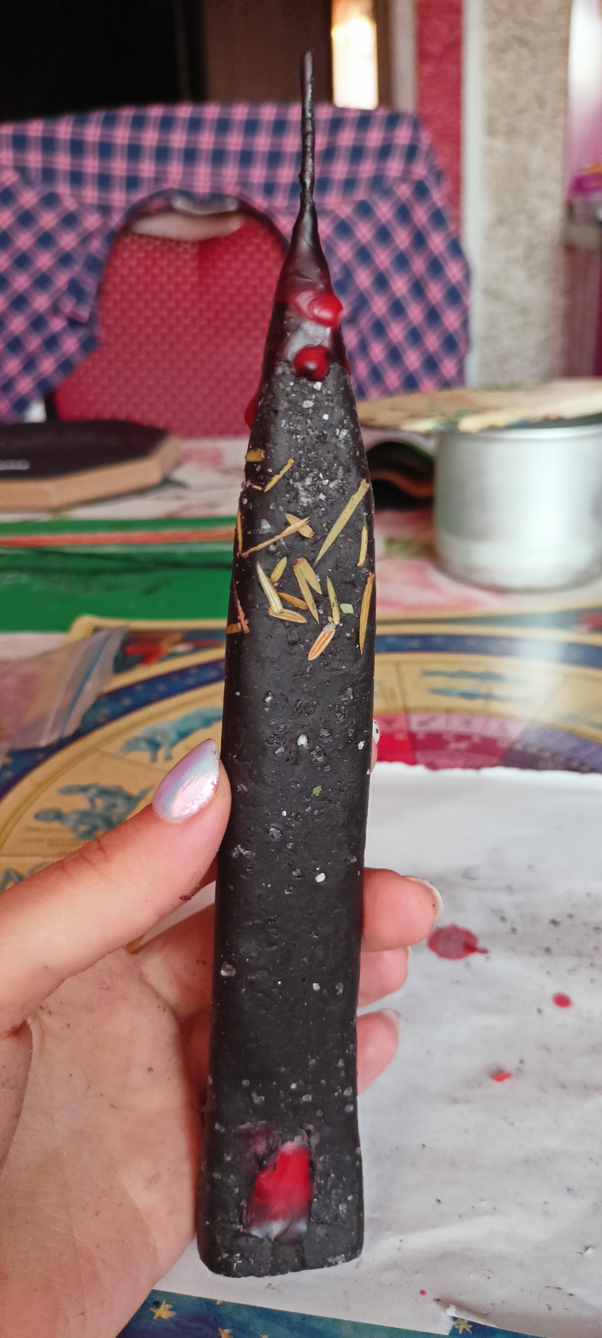 Мой мир, моё самовыражение 🕯️🌌
#свечи#живу#творю | Сетка — социальная сеть от hh.ru