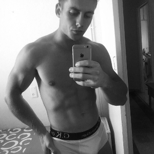 Макс Данюлюк