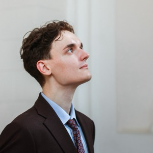 Артём Листратов | Сетка — социальная сеть от hh.ru