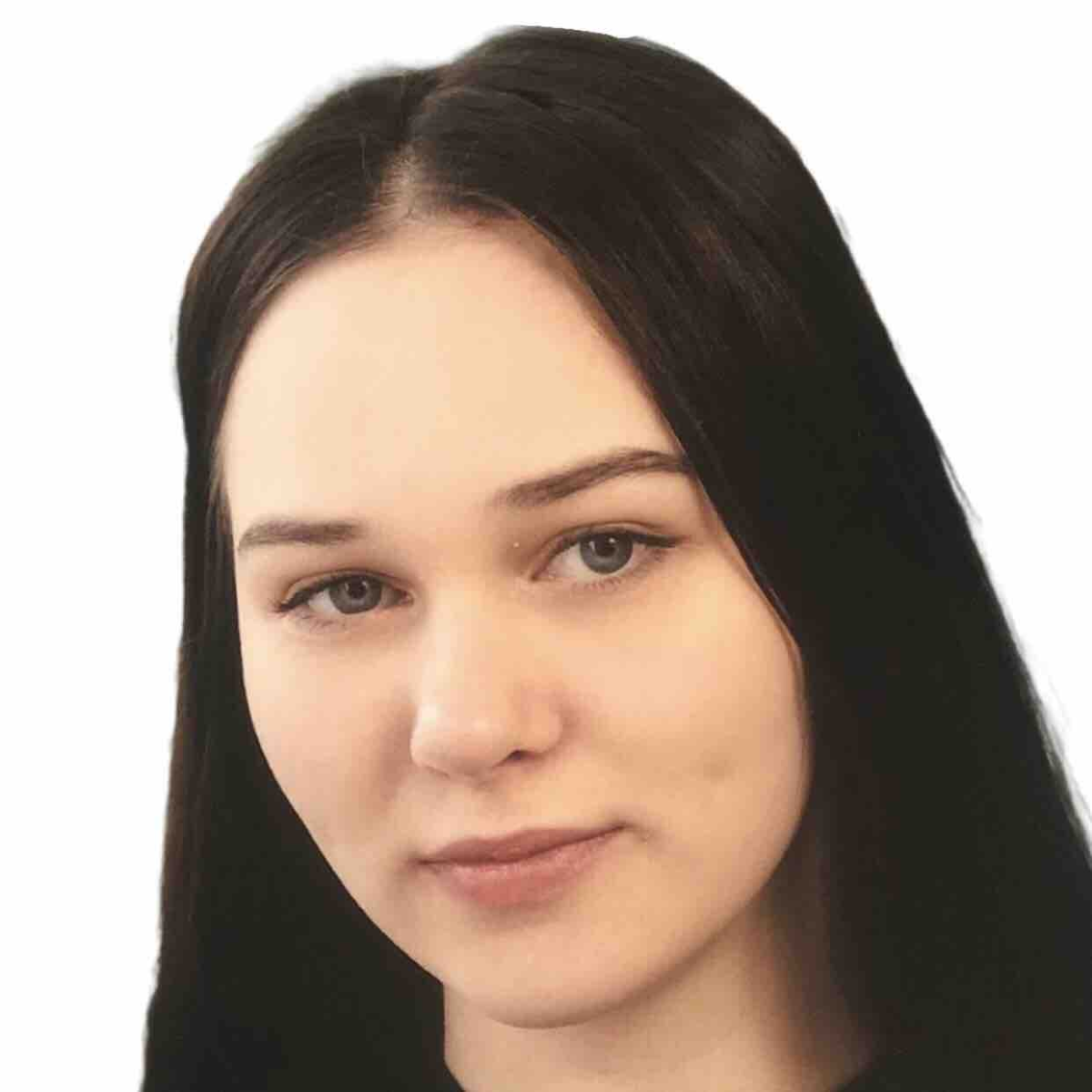 Арина Гребёнкина