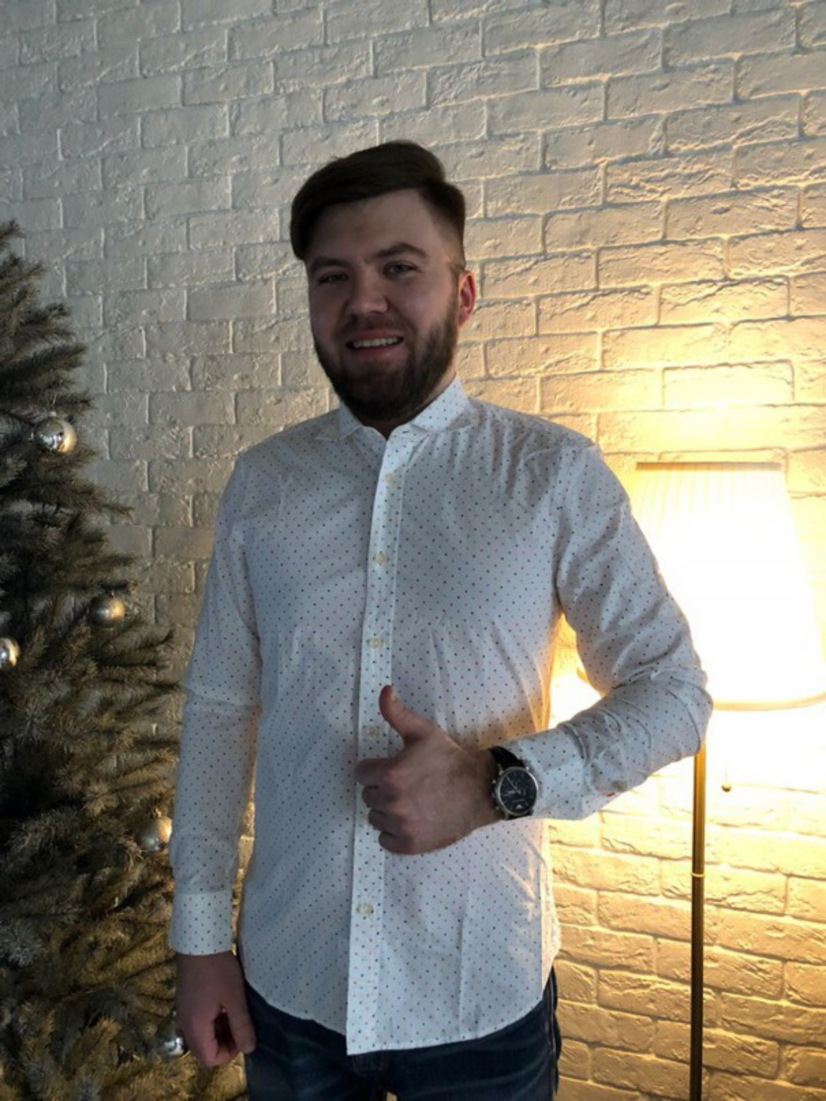 Антон Михайлов