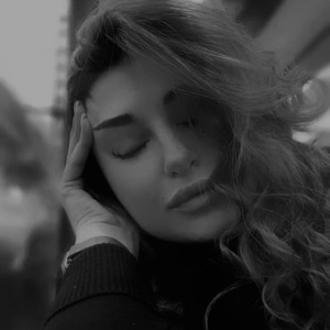 Ксения Дешкунова