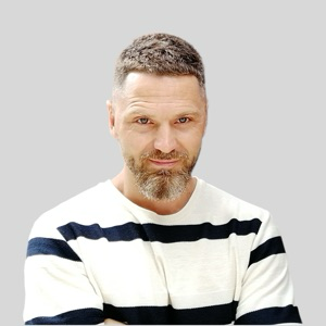 Михаил Сигал