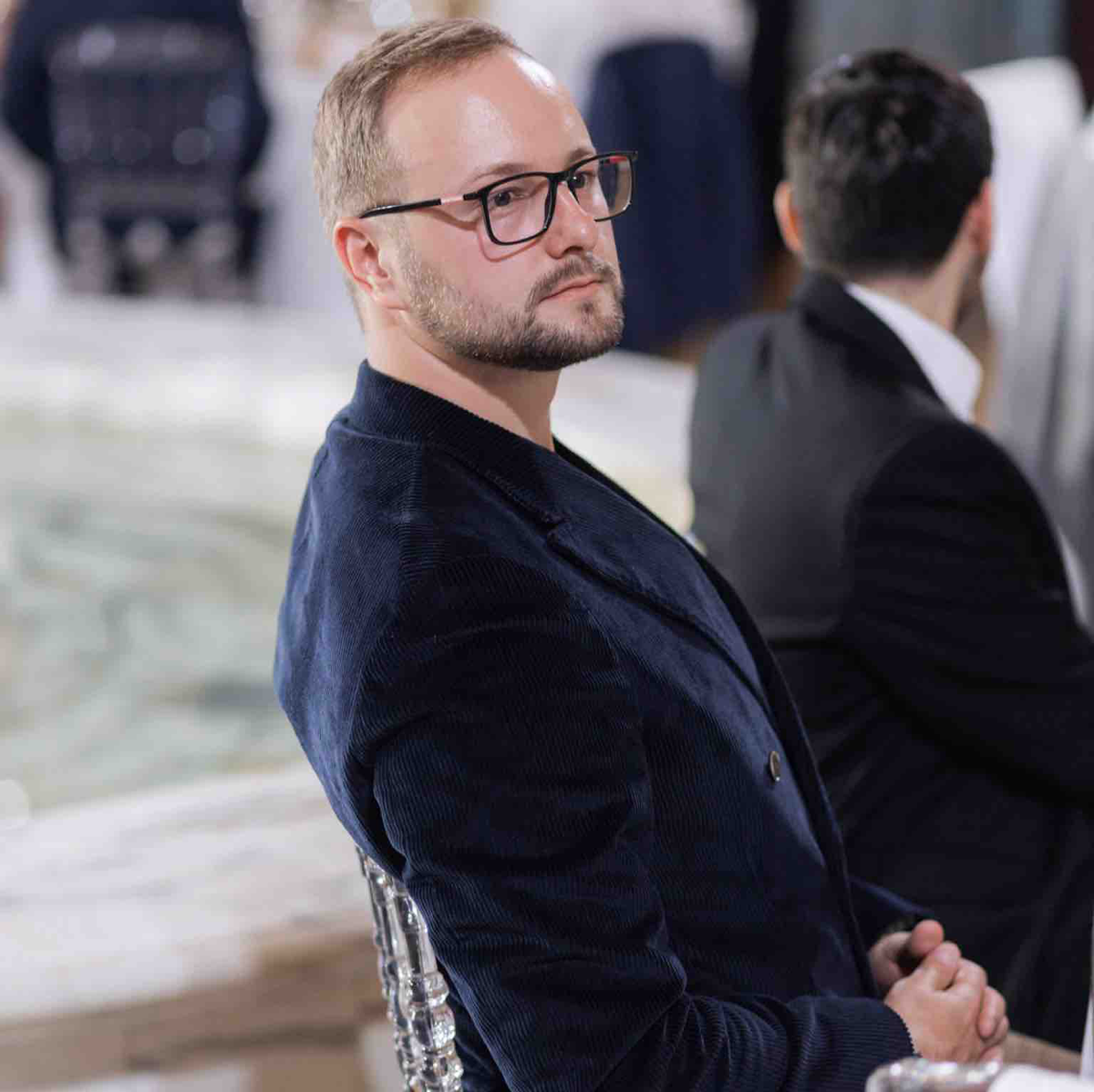 Артем Боглаев | Сетка — социальная сеть от hh.ru