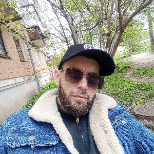 Павел Постика