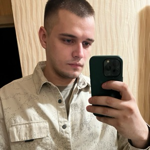 Артем Бобунов