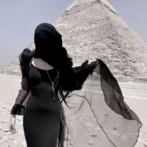 𝐖𝐄 𝐀𝐑𝐄 𝐀𝐑𝐓.