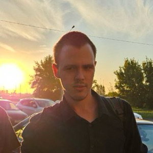 Михаил Медведев