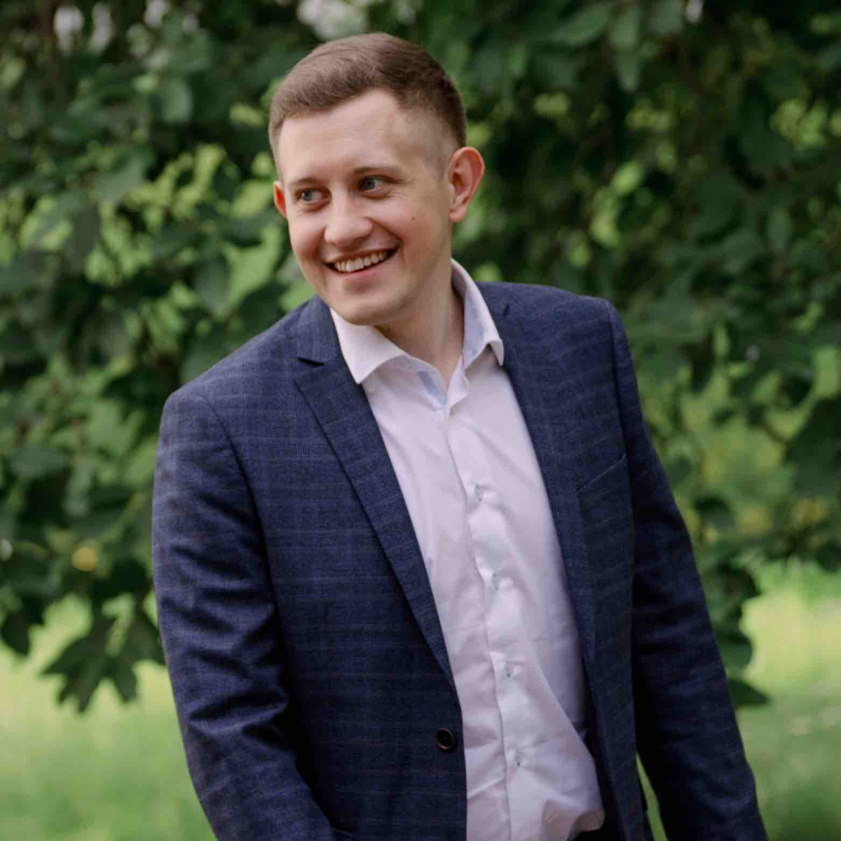 Денис Любимов