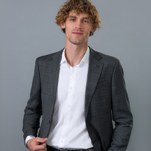 Антон Куманяев