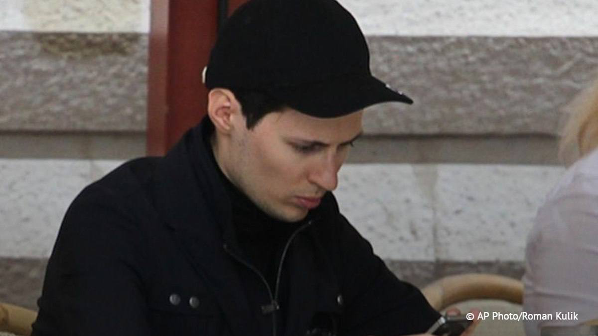 Итак.
Суд Парижа поместил Дурова под судебный контроль с залогом в 5 млн евро и обязательством появляться в полиции 2 раза в неделю, говорится в заявлении прокуратуры Парижа | Сетка — социальная сеть от hh.ru