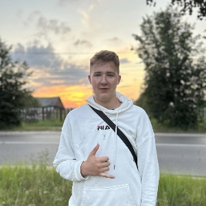 Игорь Богомолов