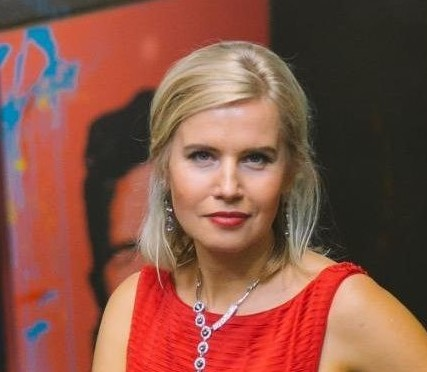 Лариса Ахметова