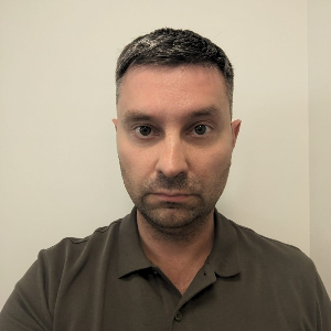 Денис Лапыко